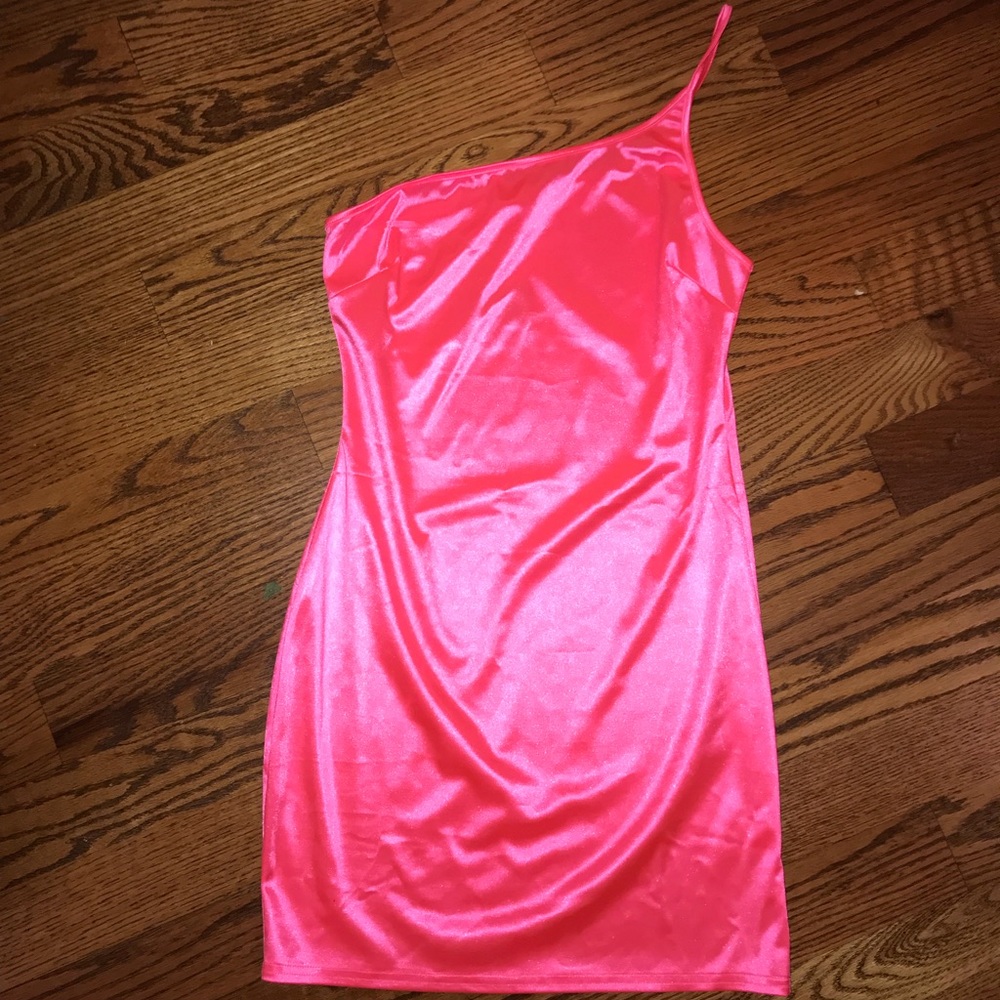 NWT pink satin mini dress💓